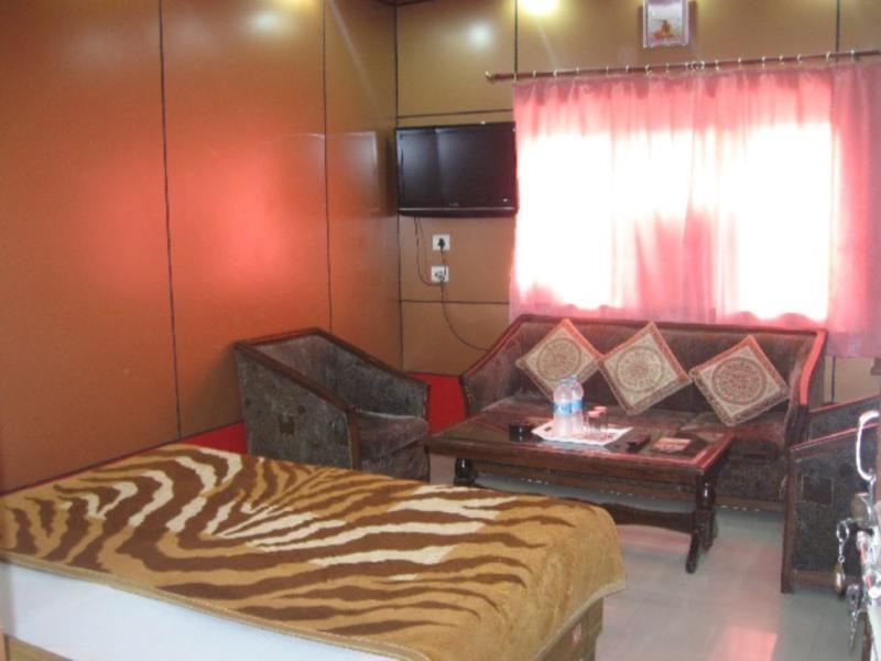 Hotel Shiv Ganga Risikés Kültér fotó